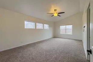 366 Copper Springs Ln, Elgin, IL 60124 - Photo 20