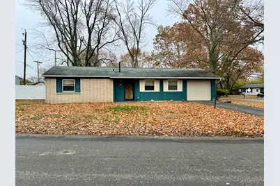 2504 Campbell Drive, Champaign, IL 61821 - Photo 2