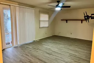 2504 Campbell Dr, Champaign, IL 61821 - Photo 4