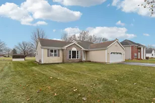 915 Beaver Pond Dr, Marengo, IL 60152 - Photo 32