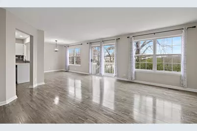 221 Mistwood Lane #221, Crystal Lake, IL 60014 - Photo 6