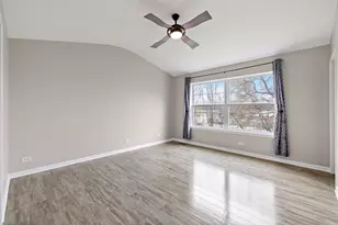 221 Mistwood Ln, Crystal Lake, IL 60014 - Photo 20