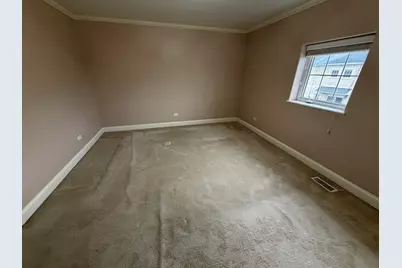 183 N Des Plaines River Road #E2, Des Plaines, IL 60016 - Photo 12