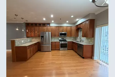 183 N Des Plaines River Road #E2, Des Plaines, IL 60016 - Photo 8