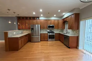 183 N Des Plaines River Rd, Des Plaines, IL 60016 - Photo 8