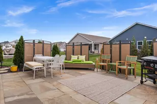 239 Durham St, North Aurora, IL 60542 - Photo 34