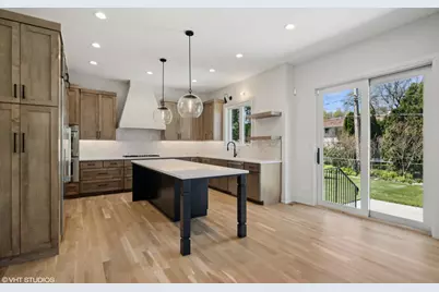 837 S Kearsage Avenue, Elmhurst, IL 60126 - Photo 8