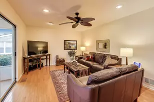 461 Evergreen Dr, Vernon Hills, IL 60061 - Photo 8