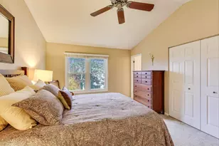 461 Evergreen Dr, Vernon Hills, IL 60061 - Photo 12