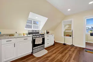 4143 W Roscoe St, Chicago, IL 60641 - Photo 36