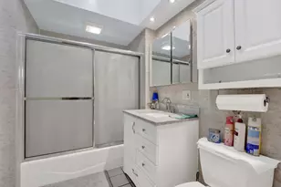 4143 W Roscoe St, Chicago, IL 60641 - Photo 18