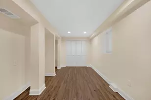 4143 W Roscoe St, Chicago, IL 60641 - Photo 20