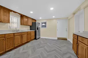 4143 W Roscoe St, Chicago, IL 60641 - Photo 26