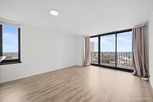 [Address not provided], Chicago, IL 60613 - Photo 2