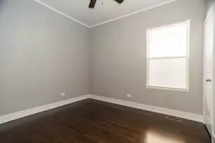 7305 S Eberhart Ave, Chicago, IL 60619 - Photo 8