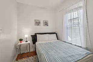 5017 N Meade Ave, Chicago, IL 60630 - Photo 10