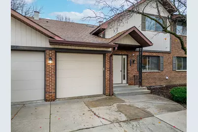 201 Walters Lane #2A, Itasca, IL 60143 - Photo 1