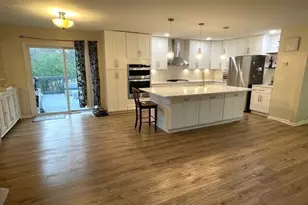 233 Charlotte Ln, Bolingbrook, IL 60440 - Photo 4