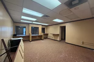 8256 S Cottage Grove Ave, Chicago, IL 60619 - Photo 4