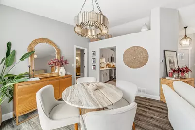 752 N Brookdale Drive, Schaumburg, IL 60194 - Photo 8