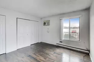 931 W Arquilla Dr, Glenwood, IL 60425 - Photo 14