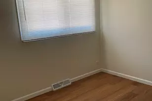 10059 Frontage Rd, Skokie, IL 60077 - Photo 16