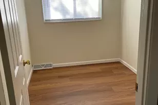 10059 Frontage Rd, Skokie, IL 60077 - Photo 20