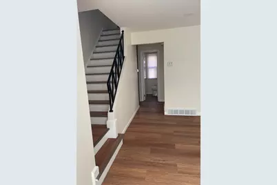 10059 Frontage Road #F, Skokie, IL 60077 - Photo 4