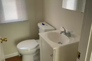 10059 Frontage Rd, Skokie, IL 60077 - Photo 6