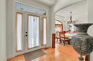 2202 Strand Dr, Champaign, IL 61822 - Photo 6