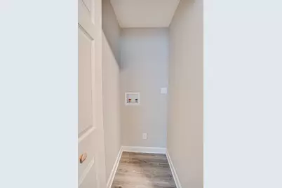 422 W 3rd Street, Sandwich, IL 60548 - Photo 8