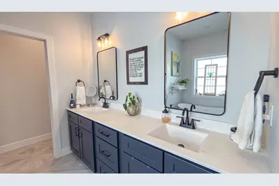 1717 S Stone Creek Boulevard, Urbana, IL 61802 - Photo 32