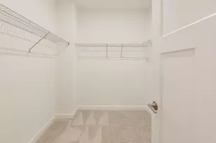 387 Masters Dr, Addison, IL 60101 - Photo 14