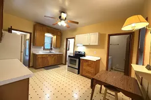 2054 Crosat St, Lasalle, IL 61301 - Photo 6