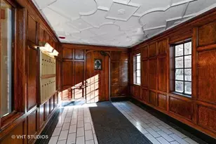 6334 N Sheridan Rd, Chicago, IL 60660 - Photo 2