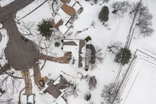 6724 Meadow Crest Dr, Downers Grove, IL 60516 - Photo 22