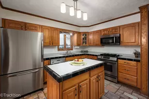 6724 Meadow Crest Dr, Downers Grove, IL 60516 - Photo 6