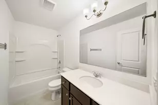 1544 Syracuse Dr, Grayslake, IL 60030 - Photo 16