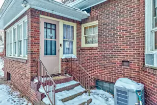 205 W Wilson St, Streator, IL 61364 - Photo 24