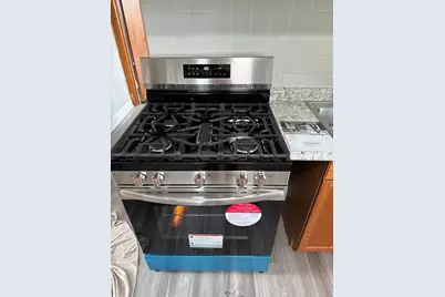 5700 N Parkside Avenue, Chicago, IL 60646 - Photo 14