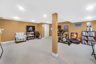 2105 Lawson Blvd, Gurnee, IL 60031 - Photo 24