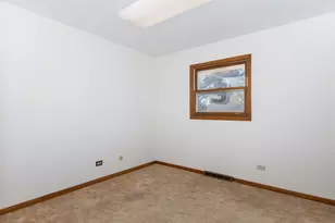 7721 Stevens St, Darien, IL 60561 - Photo 14