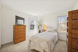 11438 Ashley Woods Dr, Westchester, IL 60154 - Photo 16