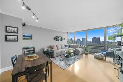 2 E Erie Street #2806, Chicago, IL 60611 - Photo 10