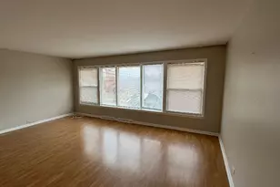 3341 W Pratt Ave, Lincolnwood, IL 60712 - Photo 2