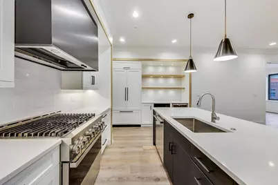 4920 N Lincoln Avenue #4N, Chicago, IL 60625 - Photo 4