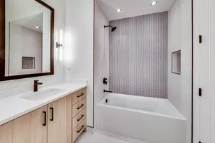 4920 N Lincoln Ave, Chicago, IL 60625 - Photo 16