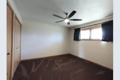 4910 Kilburn Avenue, Rockford, IL 61101 - Photo 40