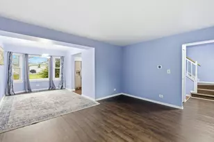 2860 Bridgeport Ln, Aurora, IL 60504 - Photo 8