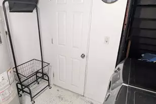 1115 S 3rd Ave, Maywood, IL 60153 - Photo 34